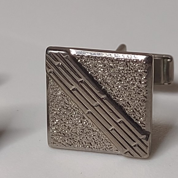 Vintage Silver Tone Rectangular Cufflinks - Picture 4 of 9